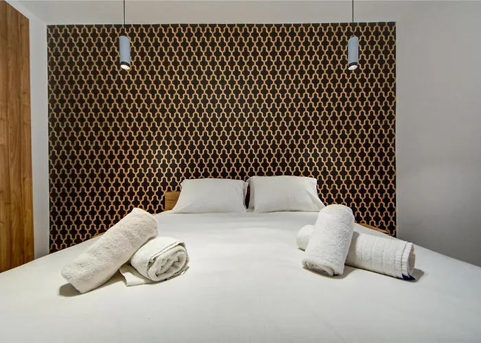 Luxury 3br Duplex In The Heart Of By 360 Estates Апартаменты