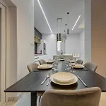 Luxury 3br Duplex In The Heart Of By 360 Estates Διαμέρισμα