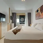 Διαμέρισμα Luxury 3br Duplex In The Heart Of By 360 Estates *