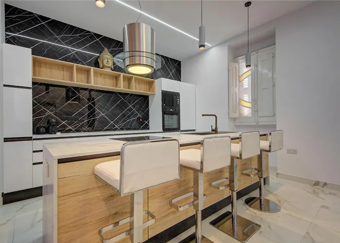 Luxury 3br Duplex In The Heart Of By 360 Estates *